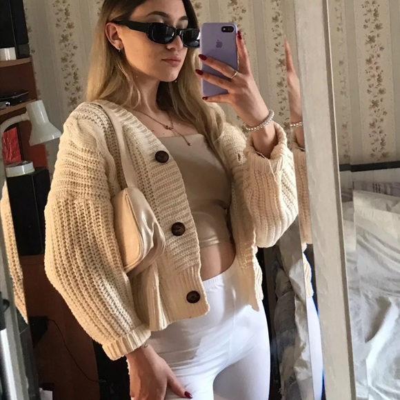 Cable Knit Cardigan - Picture 5 of 16